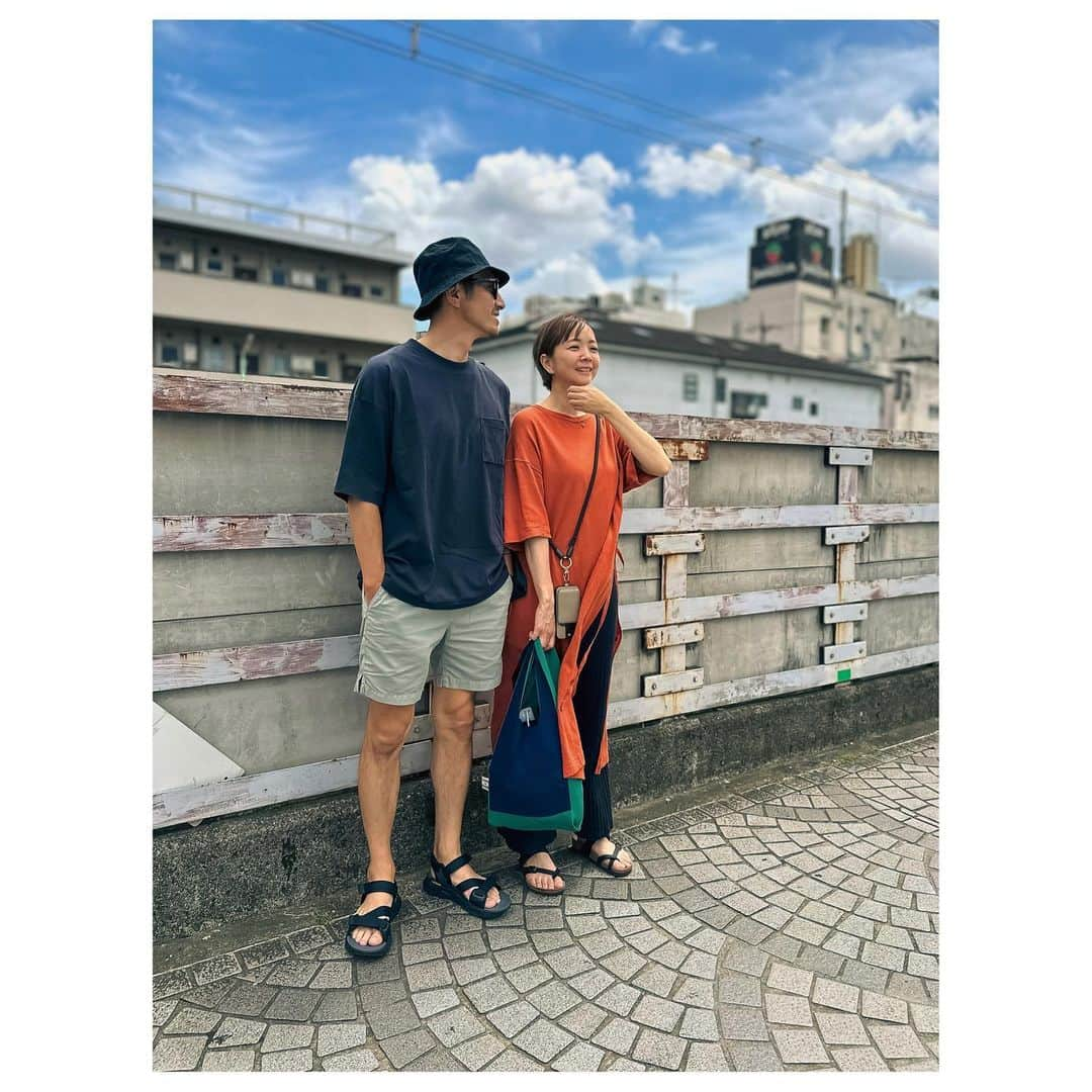 肥野竜也さんのインスタグラム写真 - (肥野竜也Instagram)「＂毎日夫婦写真＂ ⁡ #毎日夫婦写真 #えみたつや #夫婦 #家族 #ファミリー #基本ストーリーズ投稿 #たまにフィード投稿 #カメラマンは娘」6月4日 21時52分 - tatsuya_hino