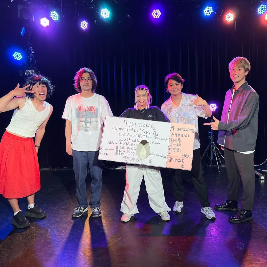 Anlyさんのインスタグラム写真 - (AnlyInstagram)「『LIVE STORAGE』supported by Date fm「RAD～Radio All Day～」  ご来場頂いた皆様 ありがとうございました！ 素敵なアーティストさんとの 出逢いにも感謝❤️‍🔥  当日券マンおつかれ！ 中村くんとの即興対決も楽しかった。また再対決求む💪  #Anly  #猪狩翔一(#tacica)  #Kenta_Dedachi #datefm」6月4日 21時57分 - anly_singer