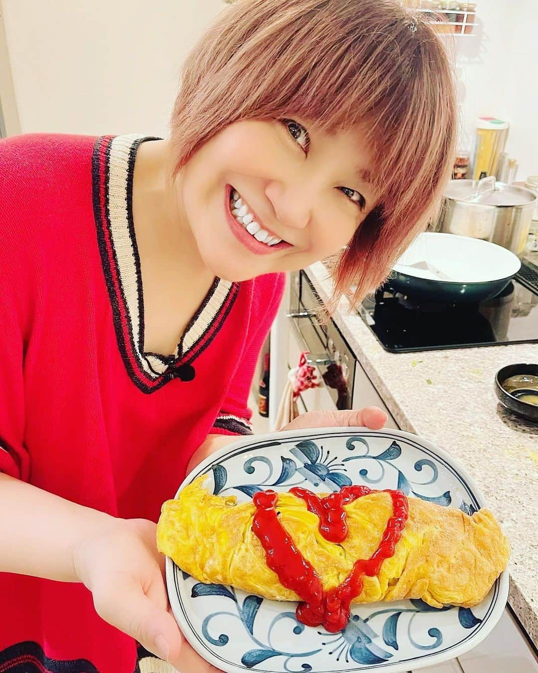 松本梨香さんのインスタグラム写真 - (松本梨香Instagram)「愛をこめて得意料理の納豆オムレツ作りました♪ 誰か一緒に食べて😊✨ #手料理」6月4日 22時06分 - rica.matsumoto