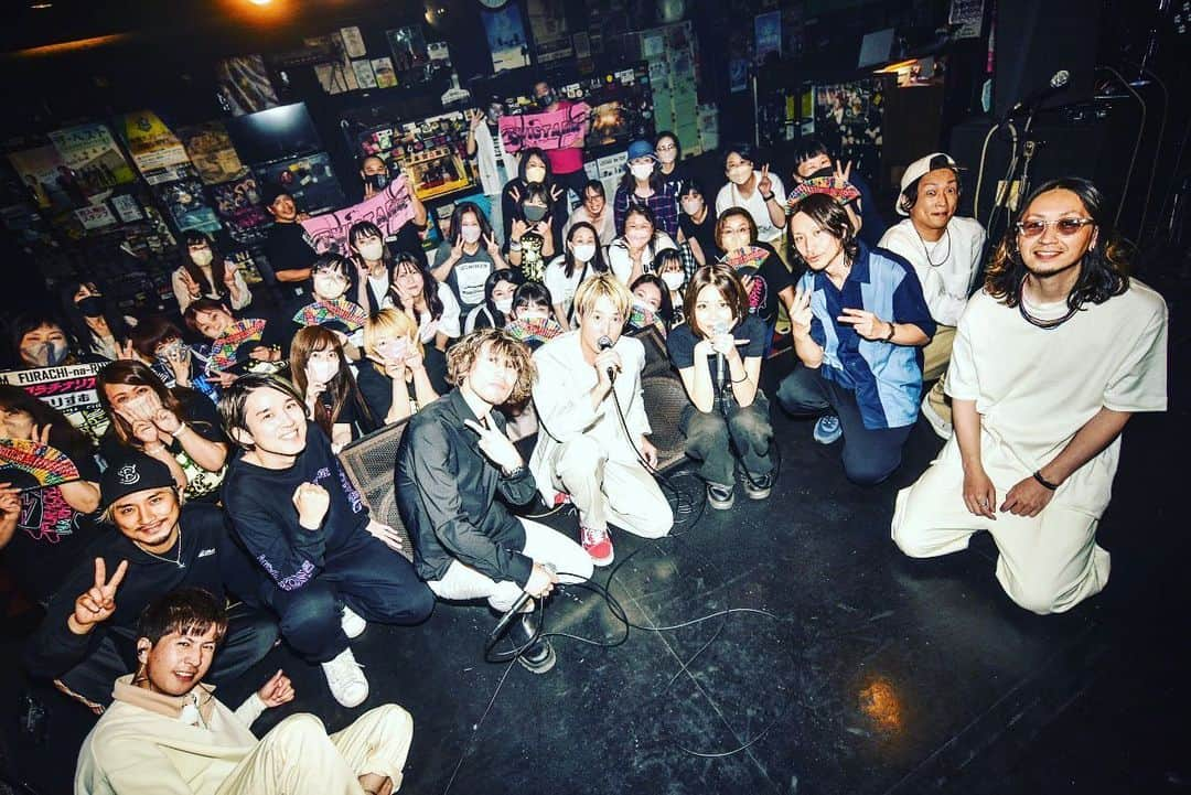 田村優太（フラチナリズム）のインスタグラム：「HEY!HEY!HEY!HEY!MUSIC KING vol.7 ありがとうございました！  #SaToMansion #佐藤優子 #フラチナリズム #八王子MatchVox  #H4MK  写真.... @fuji_focus @oncamera630」