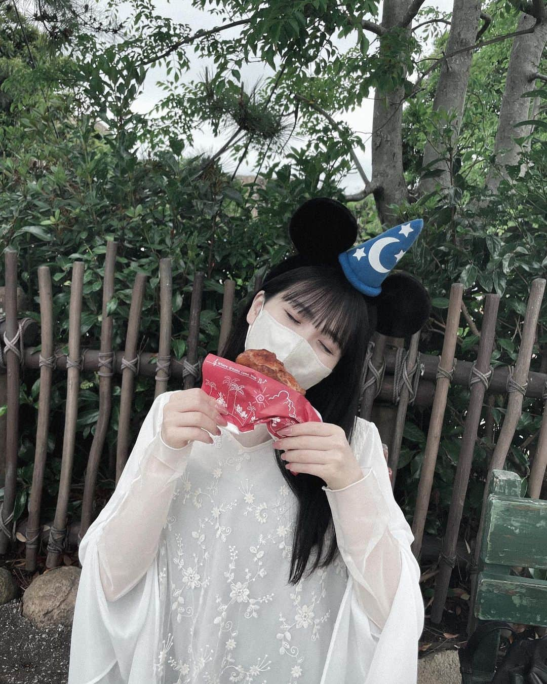 大園桃子さんのインスタグラム写真 - (大園桃子Instagram)「⁡ ⁡ disney photo完🍃 ⁡」6月4日 22時15分 - o.momoko_official