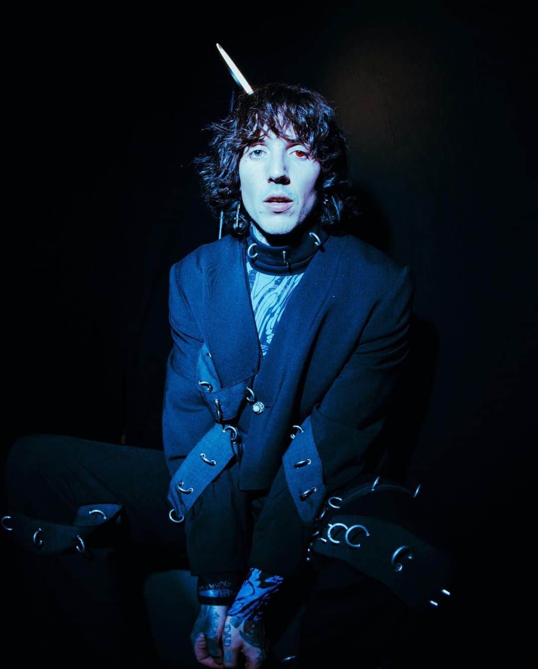 オリヴァー・サイクスさんのインスタグラム写真 (オリヴァー・サイクスInstagram)「custom abettermistake 👿