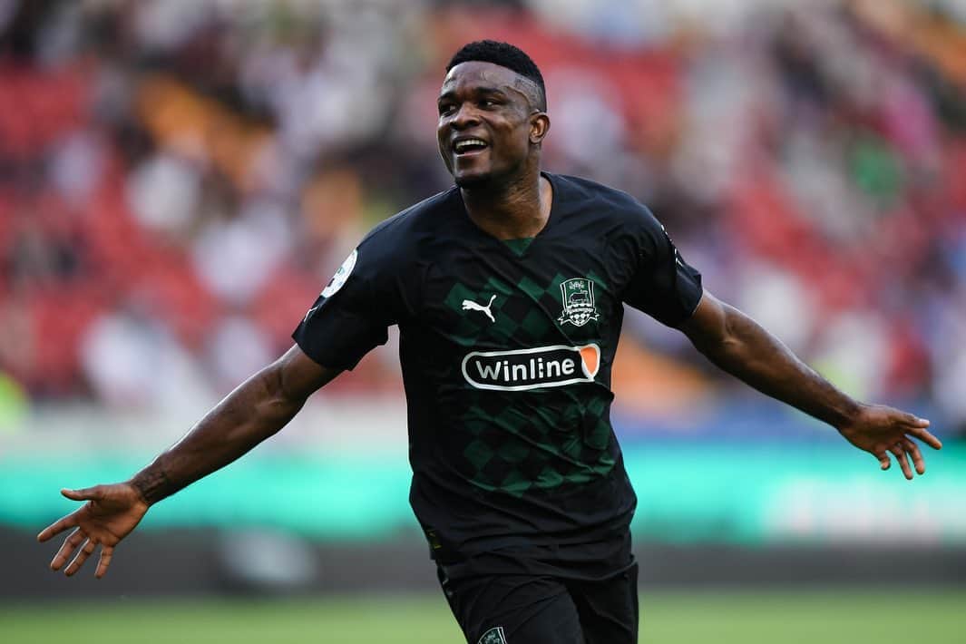 のインスタグラム：「Terminamos la Liga sumando y con gol. Gracias equipo y afición 💚  Ahora nos queda un último paso, la final de Copa. ¡¡Vamos @fckrasnodar!!💪🏾🙏🏾🏆⚽️」