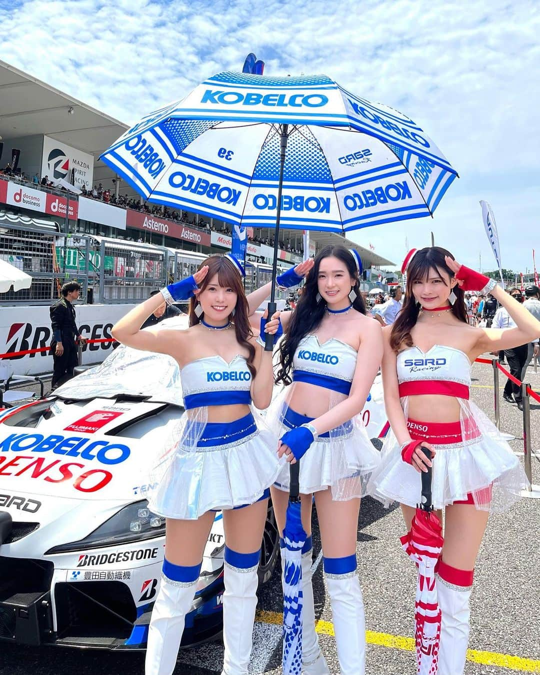 宮瀬七海のインスタグラム：「SUPERGT鈴鹿Rd.3🦌 . .  正式結果は 39号車TGR TEAM SARDは15位でした！  レースは赤旗で終了となる 波乱万丈なレースでした！ クラッシュに合われた選手は無事との事で安心しました…😢  TGR TEAM SARDを 一緒に応援してくれた皆さん ありがとうございましたっ☺️💙  暑かったからゆっくり休んで また次戦会えるのも楽しみにしてます🫶✨  . #SUPERGT #レースクイーン #TGRTEAMSARD #GT #鈴鹿 #KOBELCO #KOBELCOGIRLS #39 #densokobelcosardgrsupra  #トヨタ #スープラ #supra #toyota  #モータースポーツ #コスチューム  #宮瀬七海 #racecar #toyota  #machine #photo #japanesegirl  #smile  #following #photo  #kobelcogirls2023」