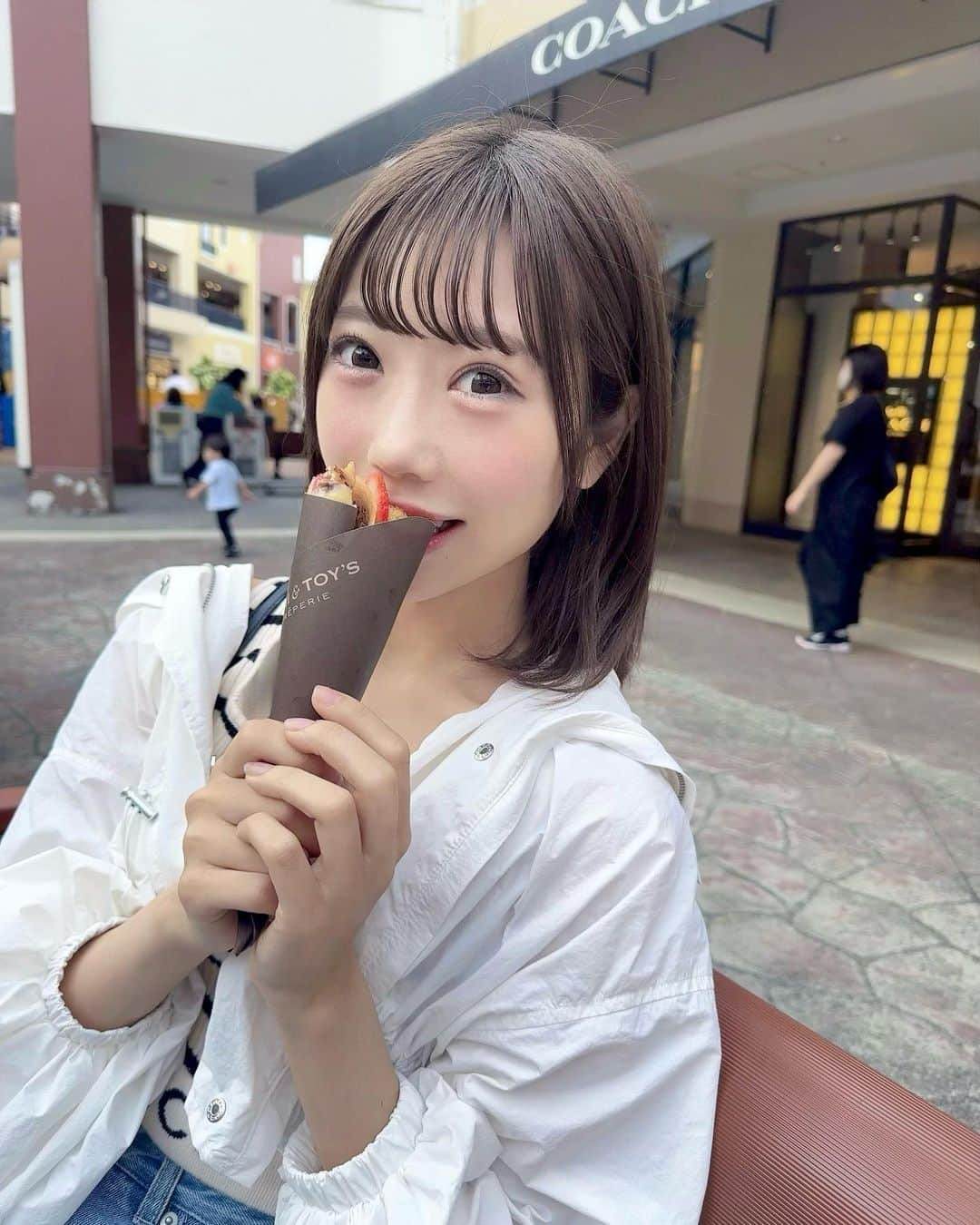 坂本夏海のインスタグラム：「あま〜い😋🍓🍫」