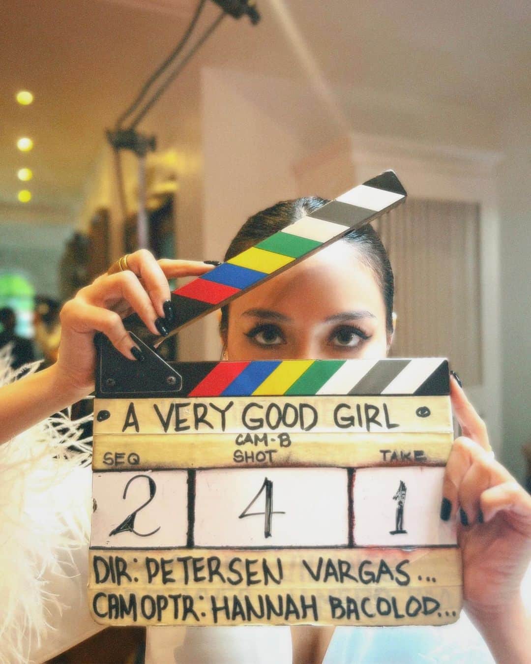 Kathryn Bernardoのインスタグラム：「🤐」