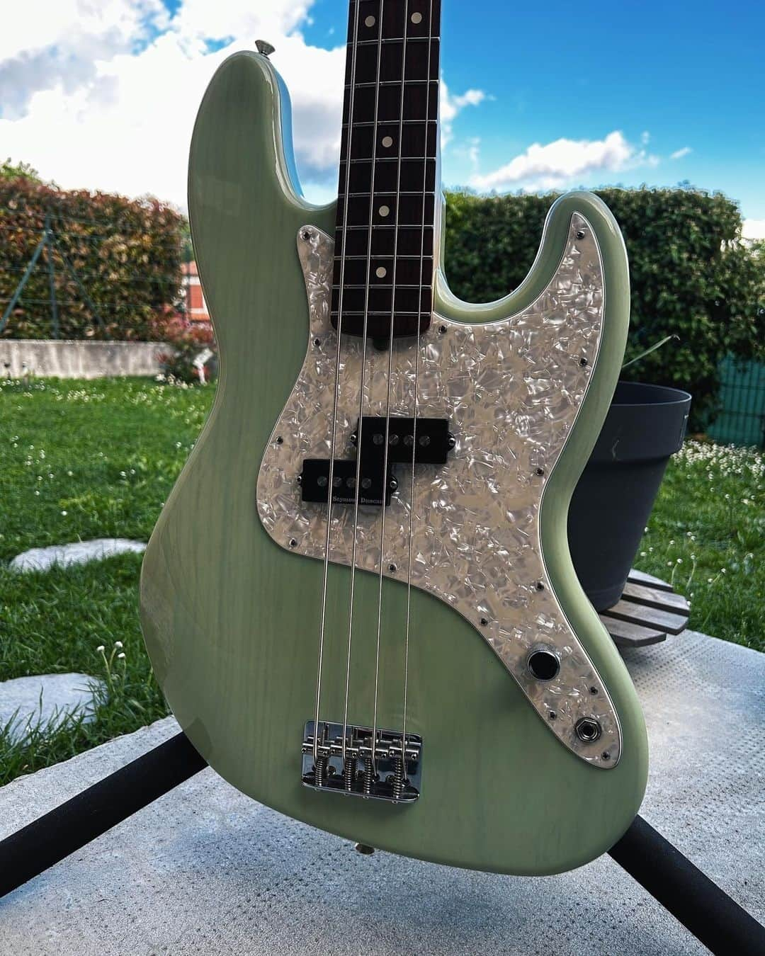 Fender Guitarさんのインスタグラム写真 - (Fender GuitarInstagram)「We're "Feeling This" beautiful signature Mark Hoppus Precision Bass from @eifyqt for this #FenderFanMail. Tag us in your gear for a chance to be featured next.」6月5日 1時01分 - fender