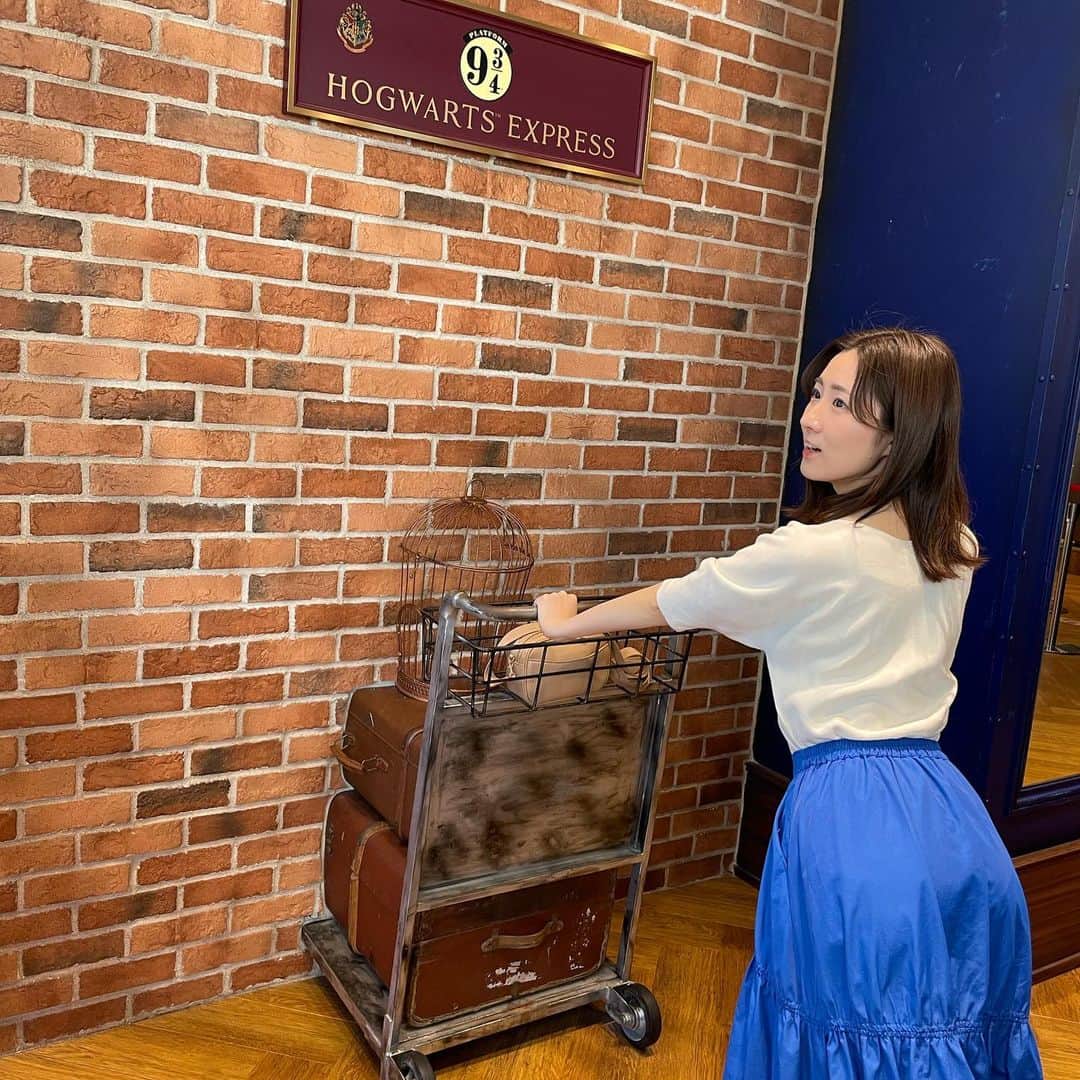 のインスタグラム：「💙 ⁡ ⁡ 魔法にかかったり アートに触れたり ⁡ ⁡ #harrypotter #FiNGA」