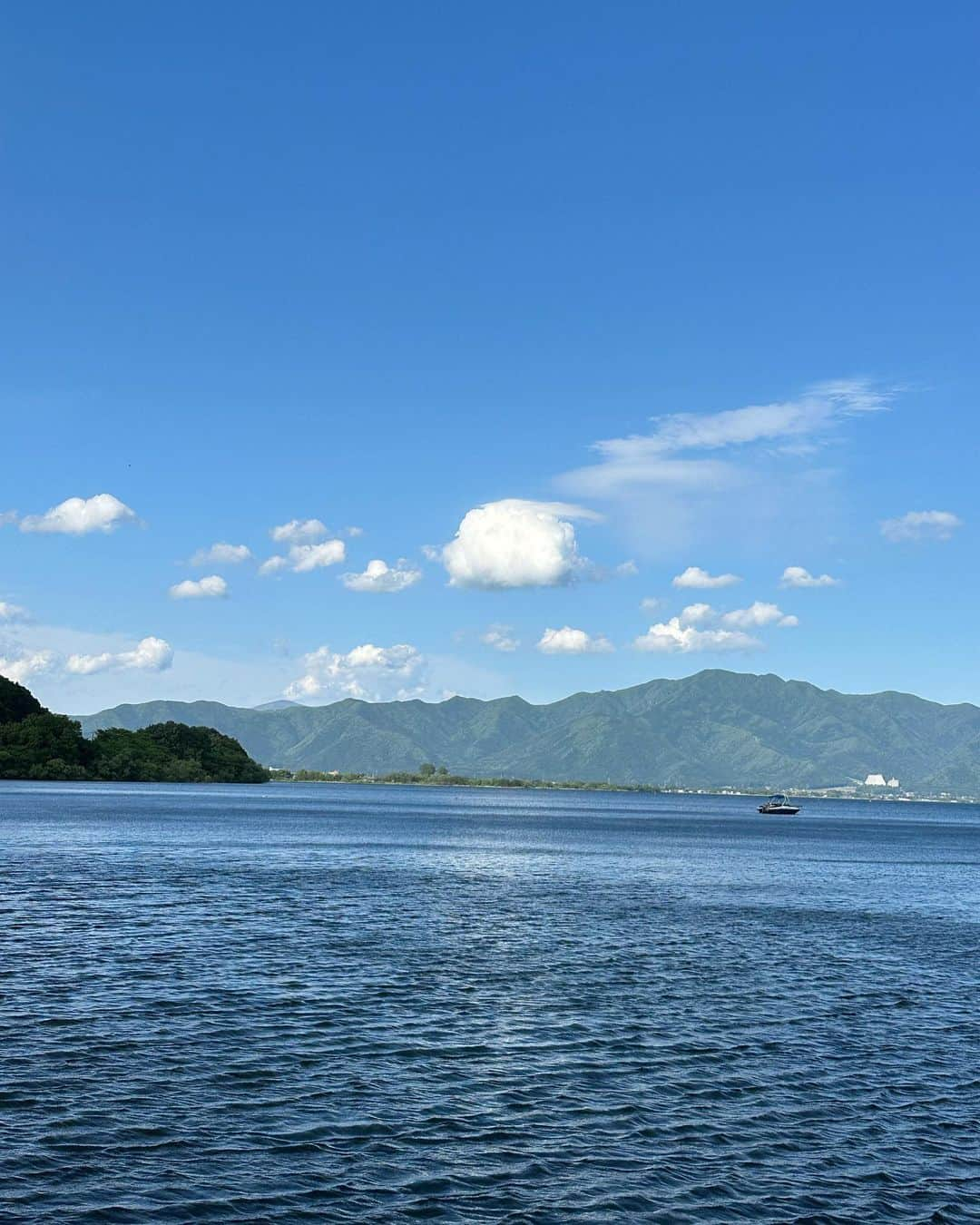 日向すずさんのインスタグラム写真 - (日向すずInstagram)「福島旅行最高に気持ちよかった🧺🤍  自然と触れ合うの大好き🌱」6月5日 10時57分 - osuzudashi_