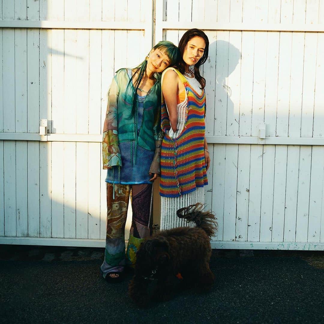 ELLE girl JAPANさんのインスタグラム写真 - (ELLE girl JAPANInstagram)「本日6月5日は、私たち一人ひとりが地球環境について考えるべき“世界環境デー”！🌏　ヴィーガンのライフスタイルを謳歌する一ノ瀬メイさんが、食生活の切り替え方や、矛盾を感じたときの心のモヤモヤとの向き合い方についても伝授。  一人ひとりが心地よく生きるための選択肢を探る新連載「一ノ瀬メイのSpotlight」をチェック✨  🔗https://www.ellegirl.jp/wellness/sustainable/a43626502/mei-ichinose-maitakahashi2023ellegirluni/  #ellegirluni #一ノ瀬メイ #タカハシマイ #世界環境デー #地球環境 #地球環境を考える #食生活 #ヴィーガン #ヴィーガンライフ #アニマルフリー #vegan #worldenvironmentday #wed #animalfree #veganlife」6月5日 11時01分 - ellegirl_jp