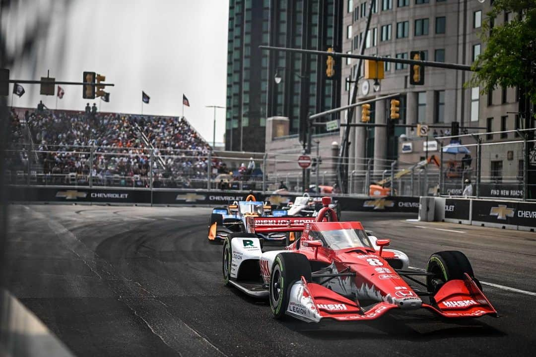 マーカス・エリクソンさんのインスタグラム写真 - (マーカス・エリクソンInstagram)「P9 today @detroitgp ✅. Tough race! First set of tyres completely died on me and we had to change to an alternate strategy. Turned into a recovery drive after that. Good to fight back to a top 10 finish in the end 💪🏻   Congrats @alexpalou on the 🏆 and @chipganassiracing with all 4 cars in the top 9 👏🏻  #ME8 #INDYCAR   @huskiicespritz  @chipganassiracing  @hondaracing_hpd」6月5日 11時43分 - ericsson_marcus