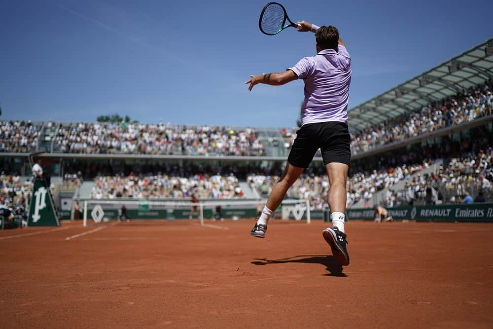 スタニスラス・ワウリンカさんのインスタグラム写真 - (スタニスラス・ワウリンカInstagram)「♟️😍🎾🧡 #rolandgarros #fun #hardwork #backtowork」6月5日 3時26分 - stanwawrinka85