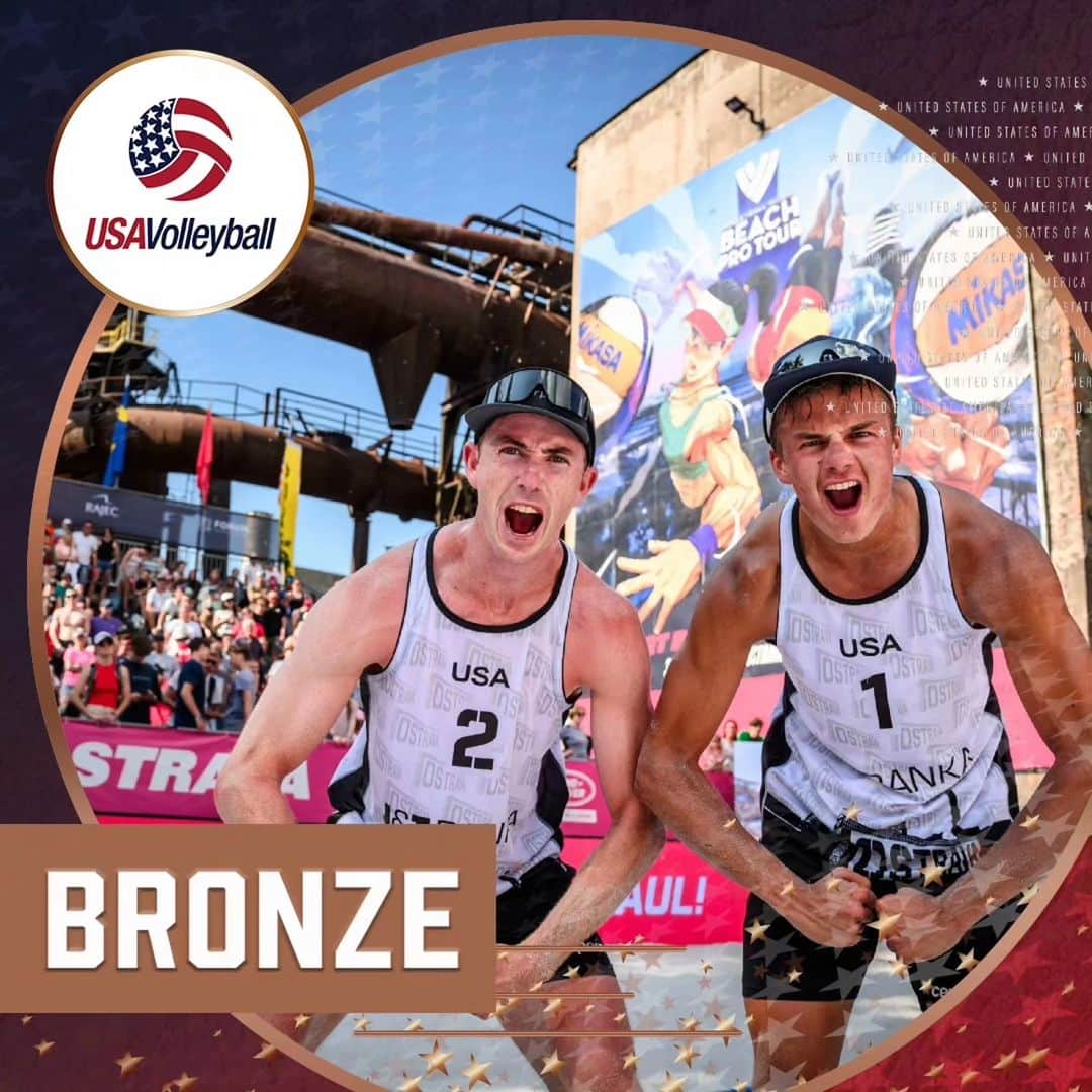 USA Volleyballさんのインスタグラム写真 - (USA VolleyballInstagram)「Heavy medals! 🥈🥉  It was silver and bronze for U.S. teams at the Beach Pro Tour Ostrava Elite 16!!  Terese Cannon/Sarah Sponcil won silver, and Andy Benesh/Miles Partain took bronze! 🇺🇲💪  Story at 🔗 in our bio」6月5日 3時50分 - usavolleyball