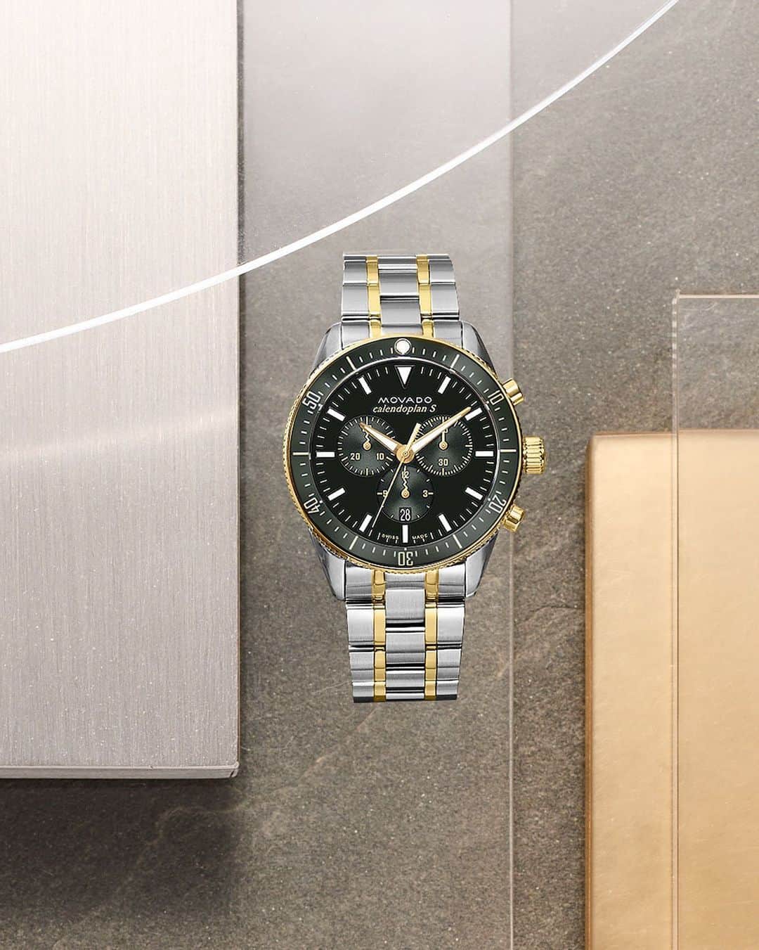 モバードのインスタグラム：「Exquisite Swiss made timepieces. Celebrate Dad with a masterpiece of timeless design with our #MovadoHeritage Calendoplan Chronograph. Tap for details.」