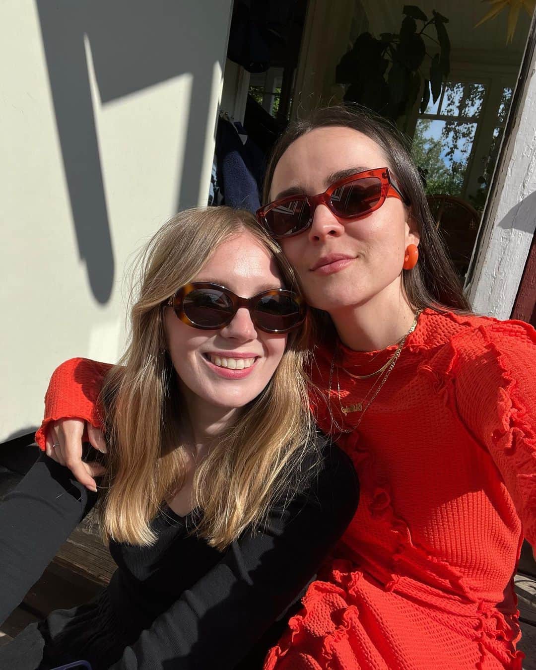 アンディー・トレスのインスタグラム：「Lil weekend photo dump 🇸🇪#stockholm」
