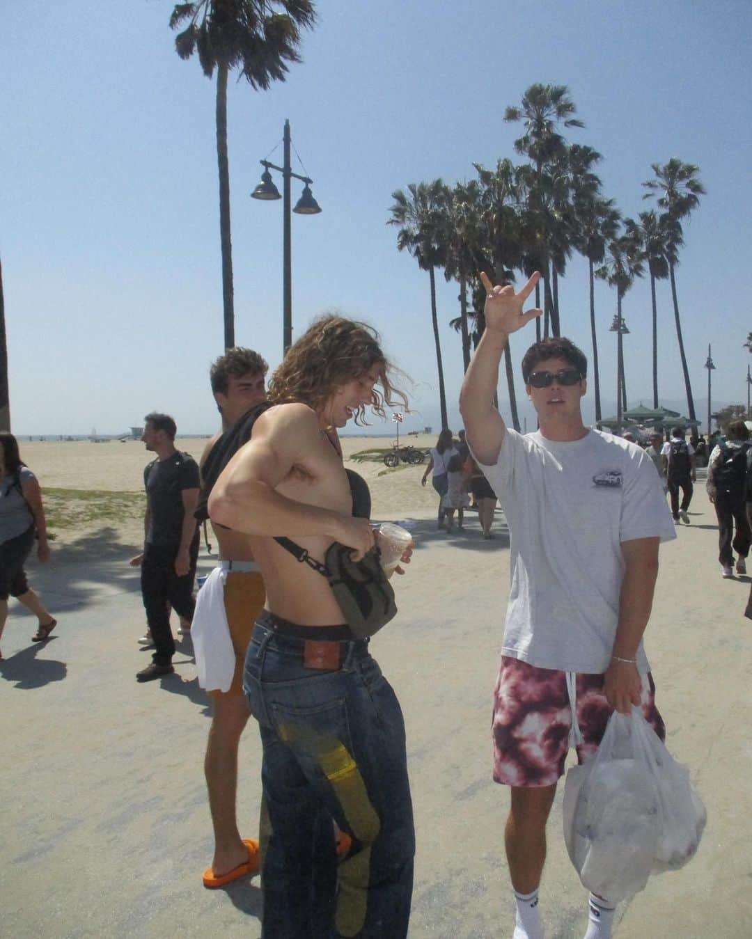 Blake Grayさんのインスタグラム写真 - (Blake GrayInstagram)「The best time to wear some stripe shorts.. is allll the timeeee」6月5日 4時34分 - blakegray