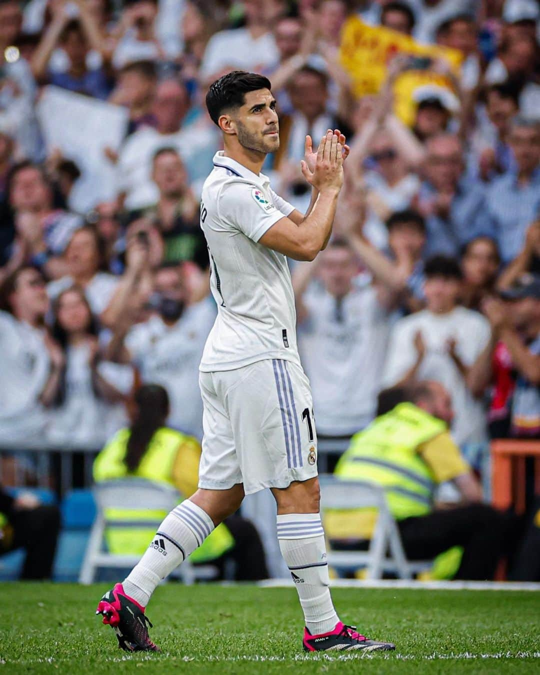 マルコ・アセンシオさんのインスタグラム写真 - (マルコ・アセンシオInstagram)「Gracias equipo, gracias Santiago Bernabéu, gracias @realmadrid. 🤍」6月5日 6時12分 - marcoasensio10