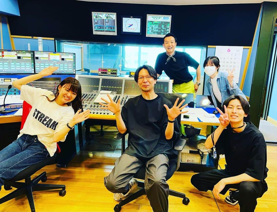 大抜卓人さんのインスタグラム写真 - (大抜卓人Instagram)「新しい1週間のスタート🎙️ 今週も#fm802  スペシャルウィークス よろしくお願いします！  #おはたく  #起きたら802」6月5日 7時45分 - takutoonuki