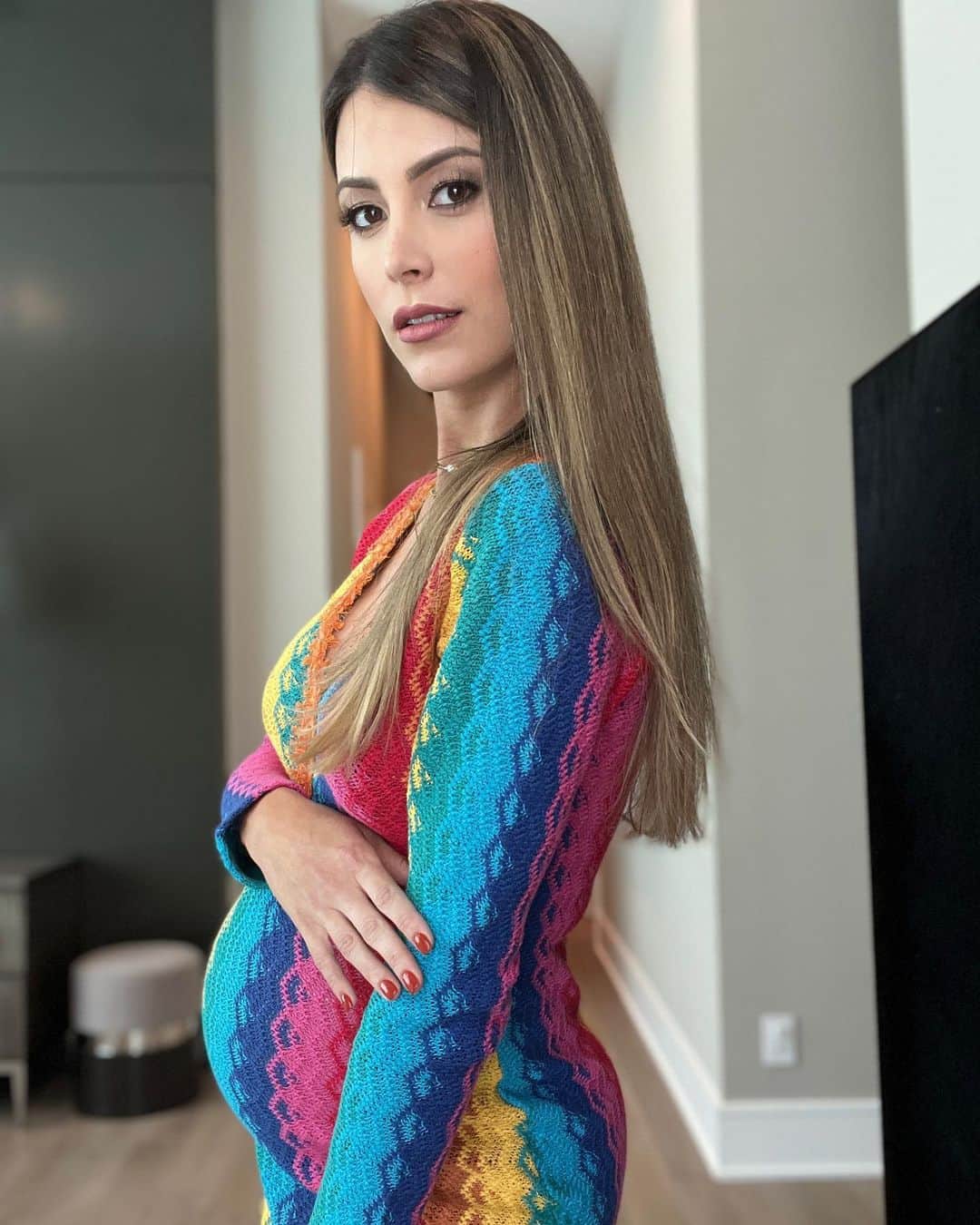 ステファニア・フェルナンデスさんのインスタグラム写真 - (ステファニア・フェルナンデスInstagram)「Cierro la semana con estas fotos de este outfit a unos les gustó a otros no tanto, pero les puedo decir que yo particularmente me estoy gozando mi etapa embarazada que me ha dado por ser mas arriesgada y relajada hasta con mis salidas 😊🩵」6月5日 8時47分 - stefaniafernandezk