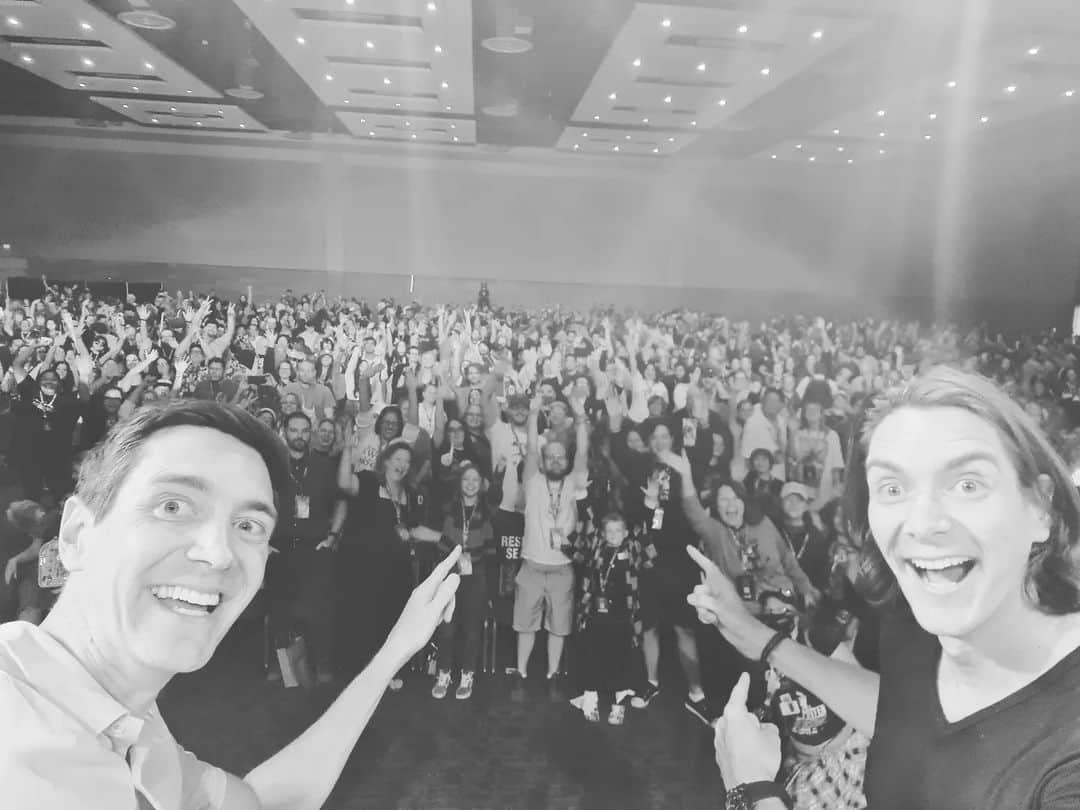 オリバー・フェルプスさんのインスタグラム写真 - (オリバー・フェルプスInstagram)「Until next time Phoenix. Huge thanks to everyone who we met this weekend & made us feel so welcome .」6月5日 10時39分 - oliver_phelps