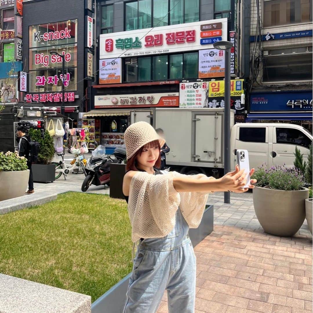 MINAMIさんのインスタグラム写真 - (MINAMIInstagram)「. 韓国のYouTube昨日と今日で載ってます🩵 楽しかった！もう結構前のように感じる😚  沢山写真撮ったので載せます📸」6月5日 20時14分 - mimi.minami.mimi