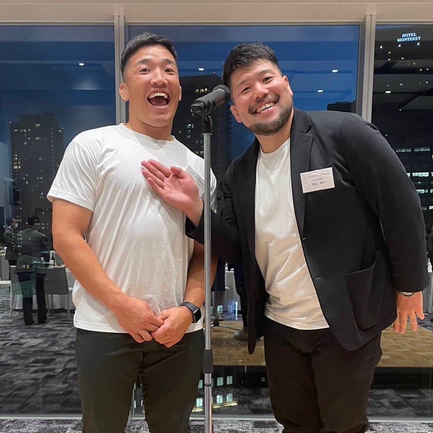 のインスタグラム：「正奎(@shokei1003 )と大阪の企業様向け講演トークショー。  おおきに！大阪！ 大阪Lover！  #金正奎 #大阪府 #大阪 #なんば #おおきに #ラグビー #rugby」