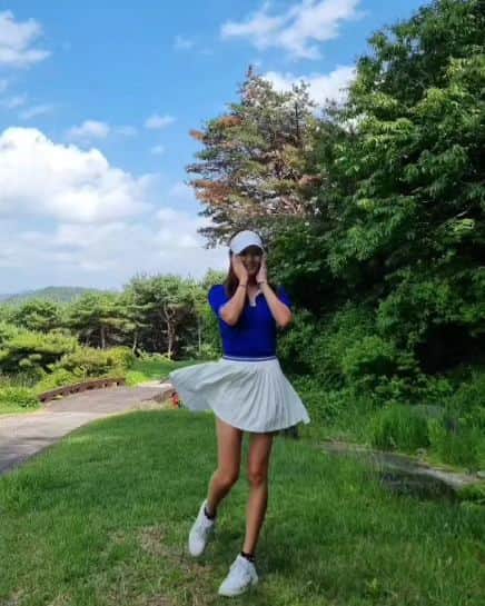イ・ソヨンのインスタグラム：「#골프가고싶다 ♡」