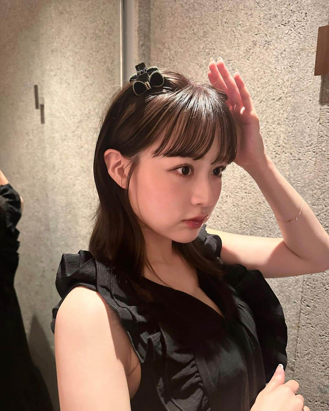 森下愛里沙(もりしたありさ) さんのインスタグラム写真 - (森下愛里沙(もりしたありさ) Instagram)「ㅤㅤㅤㅤㅤㅤㅤㅤㅤㅤㅤㅤㅤ ㅤㅤㅤㅤㅤㅤㅤㅤㅤㅤㅤㅤㅤ ㅤㅤㅤㅤㅤㅤㅤㅤㅤㅤㅤㅤㅤ 最近の美容事情💋 ㅤㅤㅤㅤㅤㅤㅤㅤㅤㅤㅤㅤㅤ ㅤㅤㅤㅤㅤㅤㅤㅤㅤㅤㅤㅤㅤ 【お肌】 ・ @nurse_salon @lil44.y  今回もニキビ跡とニキビを撃退したかったのでプラズマシャワーをお願いしたよ🐥トーンアップと肌質改善を期待できるから毎回プラズマシャワーでお願いしてます🌿 ( http://nursesalon.jp ) ㅤㅤㅤㅤㅤㅤㅤㅤㅤㅤㅤㅤㅤ ㅤㅤㅤㅤㅤㅤㅤㅤㅤㅤㅤㅤㅤㅤㅤㅤㅤㅤㅤㅤㅤㅤㅤㅤㅤㅤ ・ @unelimitwao_nana  前回同様スキンケアWAXをしたよ！ 今回も産毛がたくさん取れてスッキリしました〜💓 ㅤㅤㅤㅤㅤㅤㅤㅤㅤㅤㅤㅤㅤ ㅤㅤㅤㅤㅤㅤㅤㅤㅤㅤㅤㅤㅤㅤㅤㅤㅤㅤㅤㅤㅤㅤㅤㅤㅤㅤㅤㅤㅤㅤㅤㅤㅤㅤㅤㅤㅤㅤㅤㅤㅤㅤㅤㅤㅤㅤㅤㅤㅤㅤㅤㅤㅤㅤㅤㅤㅤㅤㅤㅤㅤㅤㅤ ㅤㅤㅤㅤㅤㅤㅤㅤㅤㅤㅤㅤㅤㅤㅤㅤㅤㅤㅤㅤㅤㅤㅤㅤㅤㅤ【お顔】 ・まつ毛、眉毛 @shiori___eyelash  いつも通り担当しおりさん♡ まつげパーマは必ず月1通います！ 眉毛も綺麗に整えてもらったよ☺︎ ㅤㅤㅤㅤㅤㅤㅤㅤㅤㅤㅤㅤㅤㅤㅤㅤㅤㅤㅤㅤㅤㅤㅤㅤㅤㅤ ㅤㅤㅤㅤㅤㅤㅤㅤㅤㅤㅤㅤㅤ ・小顔  @kogao365  今回も、小顔美顔と筋膜リリースをして貰いました！凝り固まった筋膜をほぐして身体も顔もスッキリしました🌿 ㅤㅤㅤㅤㅤㅤㅤㅤㅤㅤㅤㅤㅤ ㅤㅤㅤㅤㅤㅤㅤㅤㅤㅤㅤㅤㅤ 【身体】 ・全身トリートメント @nsalon.beauty  1で飛び込みで行ったのですが、本当に気持ちが良すぎてぐっすり。起きたら身体がスッキリ  ㅤㅤㅤㅤㅤㅤㅤㅤㅤㅤㅤㅤㅤ ・バスト  @mashlontokyo  この頃バストケアは本当に大事だなぁと実感してます。しっかりと背中をほぐして貰ってからバストケアして貰いました👙施術後は術前よりふっくらしてて状態キープしつつサイズアップしていきたいなと思います❤ ㅤㅤㅤㅤㅤㅤㅤㅤㅤㅤㅤㅤㅤ ㅤㅤㅤㅤㅤㅤㅤㅤㅤㅤㅤㅤㅤ ・ネイル @_naynchi  今回キラキラネイルにして貰ったよ💘 久しぶりにちょっと派手目にしたから 毎日気分もルンルンで過ごせてます💅 ㅤㅤㅤㅤㅤㅤㅤㅤㅤㅤㅤㅤㅤ ㅤㅤㅤㅤㅤㅤㅤㅤㅤㅤㅤㅤㅤ ㅤㅤㅤㅤㅤㅤㅤㅤㅤㅤㅤㅤㅤ #プラズマシャワー #毛穴レス #毛穴ケ#肌質改善 #美容 #スキンケア #まつぱ #ネイル #ジェルネイル #バストケア #小顔 #ボブ #ボブアレンジ #like4likes #l4l #instalike #instagood #彼女感」6月5日 20時54分 - mini.ari