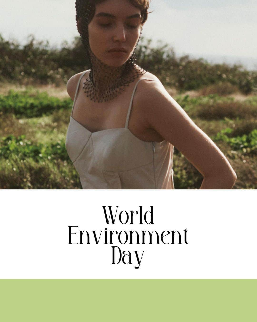 CASA FLINEさんのインスタグラム写真 - (CASA FLINEInstagram)「World Environment Day  6月5日は世界環境デー  2022のテーマは「 BeatPlasticPollution 」 "プラスチック汚染の解決策"  🌏  6月5日(月)よりCASA FLINE表参道本店、公式オンラインストアにてお買い物のお客様にバジルのエコポットをおくばりしています🌱  ポットは古紙100％の再生紙で出来ていて、使用した後にそのまま土に埋めておくと、年月をかけて生分解し、土に戻ります🌱  CASA FLINEでは様々な地球環境に配慮したアイテムやプラスチックの代用アイテムをお取り扱いしております。  ぜひこの機会にCASA FLINEと地球環境について考えてみましょう🌏💛🌱  —————————————————————————  #casafline #sustainable #ethical #WorldEnvironmentDay」6月5日 21時31分 - casa_fline