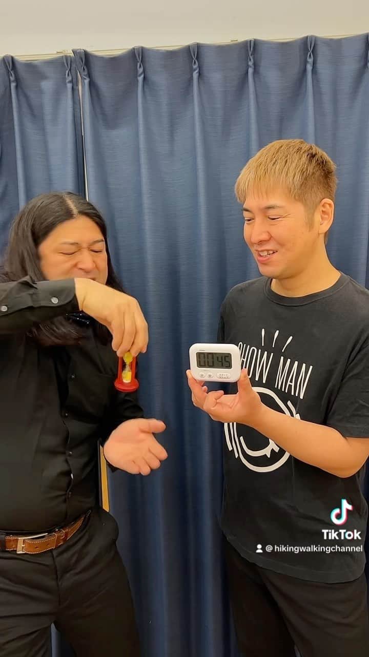 のインスタグラム：「スーパーイリュージョンショー！ #今日のイリュージョン  #スーパーイリュージョン  #チャレンジ  #挑戦  #バズれ」