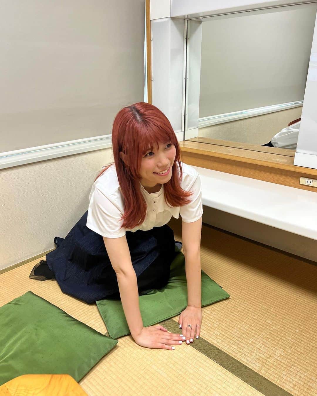 紺野ぶるまのインスタグラム：「今日もぽかぽか楽しかった ぽかぽかとかけまして ちんこと解きます その心はどちらも生でいくには勇気がいるでしょう おあとがよろしいようで  #ぽかぽか」