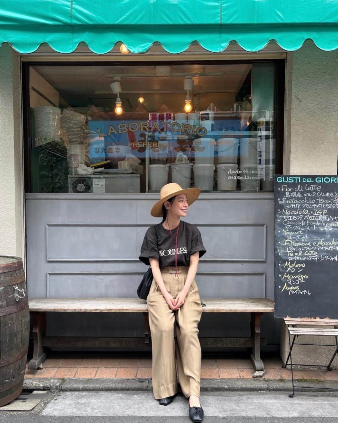 のインスタグラム：「🍨🩵」