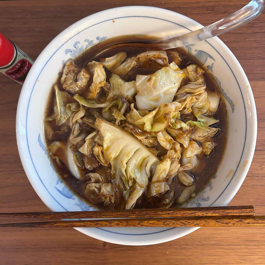 村松拓さんのインスタグラム写真 - (村松拓Instagram)「最近手抜きが多い😳 今月は料理強化期間にしよう😳  カレーラーメンにハマっておりまする #焚火咖喱」6月5日 15時45分 - takkyun_ncis