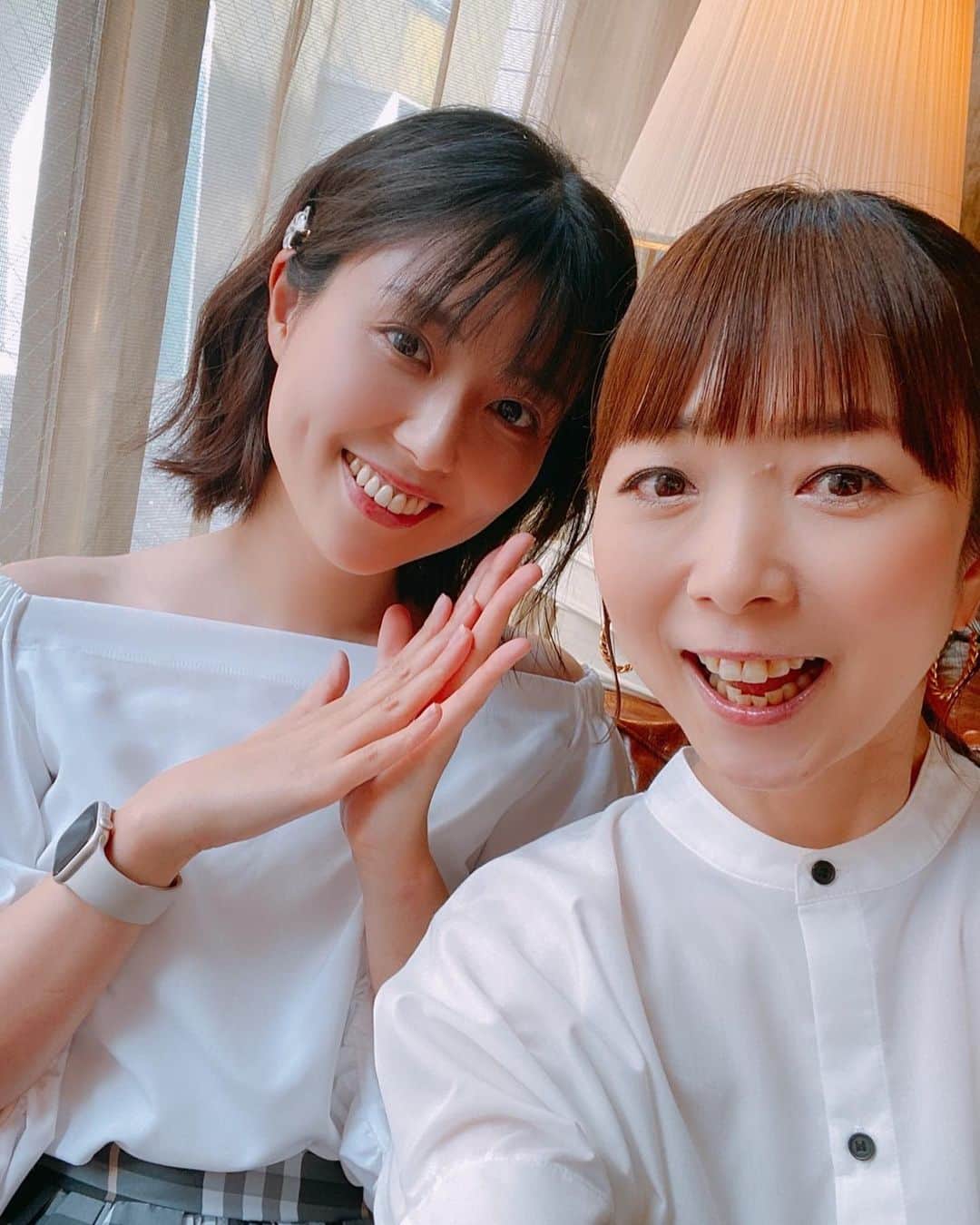 渋谷飛鳥のインスタグラム：「@asucafe 稲垣飛鳥さんと ランチ会✨  可愛くて優しくておもしろくて 大好きなお姉様で 会うと元気になれる パワースポット(?!)な方😊  ここのランチも美味しかったー！ 雰囲気も良くて おっしゃれーなお店😋 これはリピ確定ですな😏✨  というか！ お財布が同じブランドなの笑った😂笑 小さくて使いやすくてラフに持てていいですよねー👛 #ミニ財布 #ポッケに入れたい派 #黄色財布は金運アップ  らしいよ #そういうの信じちゃう派   楽しかったーー！🥰🥰  #渋谷ランチ #渋谷カフェ #渋谷グルメ #富ヶ谷カフェ #富ヶ谷グルメ #代々木八幡グルメ #代々木八幡ランチ #都内カフェ #都内ランチ #トミガヤテラス #tomigayaterrace #japantravel #japantrip」