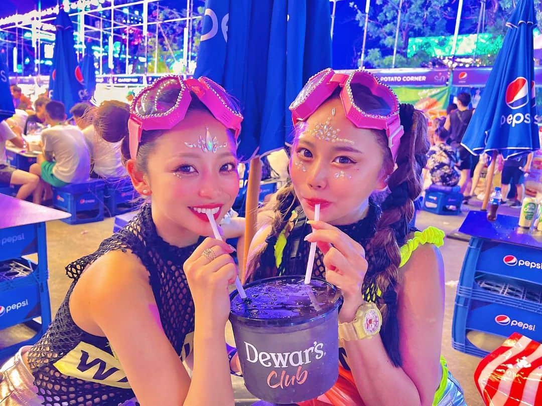 のインスタグラム：「ナツガクル🧚🏻‍♀️🪷  #thailand#pattaya#larniland#🇹🇭 #kohlarn#bankok#beach#trip」