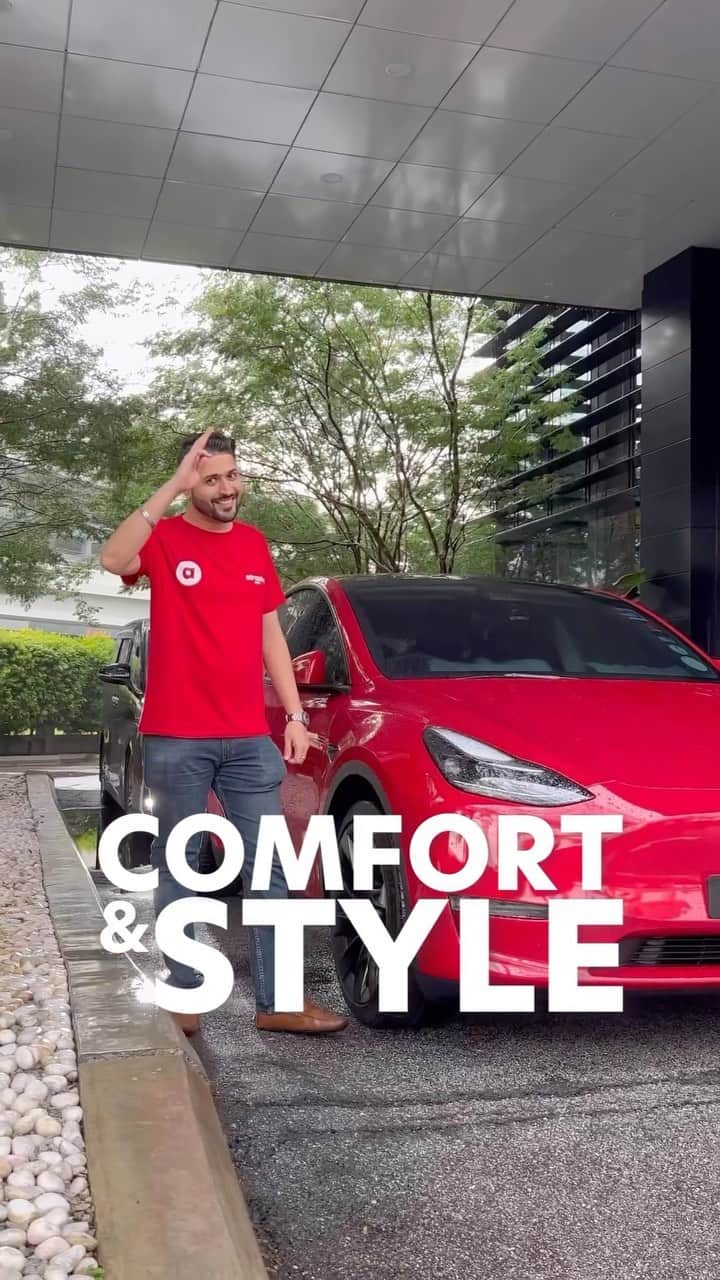 エアアジアのインスタグラム：「Experience a new level of luxury and convenience with our PREMIUM RIDES. 🚗✨  Sit back, relax, and let us take care of your every travel need, as you arrive at your destination in style and comfort. 💯  Check out these new options and get RM10 OFF* on your first Premium ride!  1️⃣ Premium: Up to 4 Pax, travel in style [PREM10] 2️⃣ Xtra+: Up to 6 Pax, extra comfortable and spacious [XTRA10] 3️⃣ Xtra Premium: Up to 6 pax, Luxury MPV rides [XPREM10]  #airasiasuperapp #airasiaride #premiumrides」