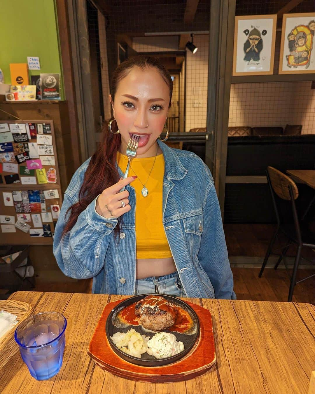 JASMINEさんのインスタグラム写真 - (JASMINEInstagram)「ハンバーグってなんでこんなに美味しいの🤤」6月5日 18時29分 - jasmilicious