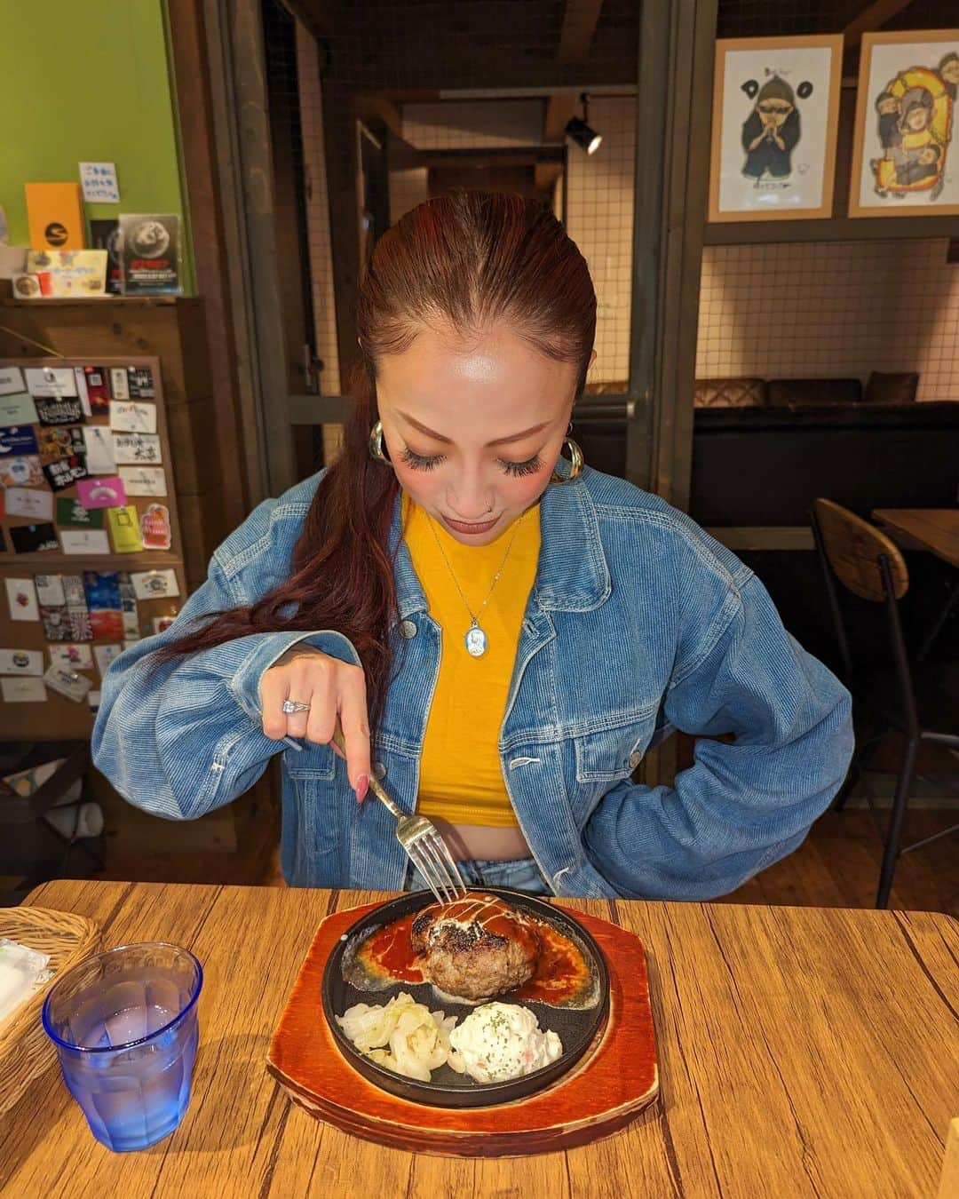 JASMINEさんのインスタグラム写真 - (JASMINEInstagram)「ハンバーグってなんでこんなに美味しいの🤤」6月5日 18時29分 - jasmilicious