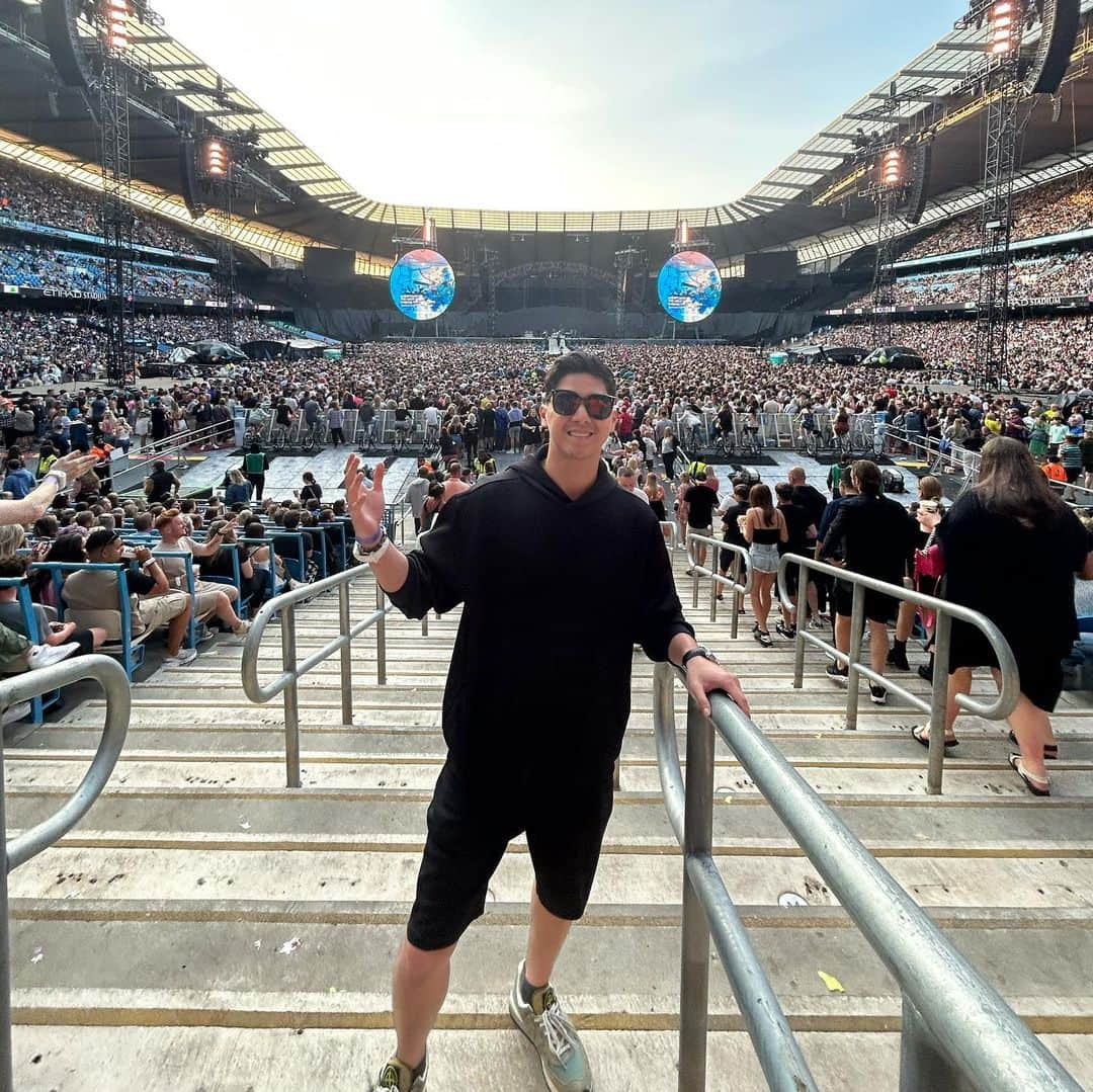 Al Ghazali Köhlerさんのインスタグラム写真 - (Al Ghazali KöhlerInstagram)「Best concert! @coldplay 🫶🏽 Music Of The Spheres Tour」6月5日 18時40分 - alghazali7