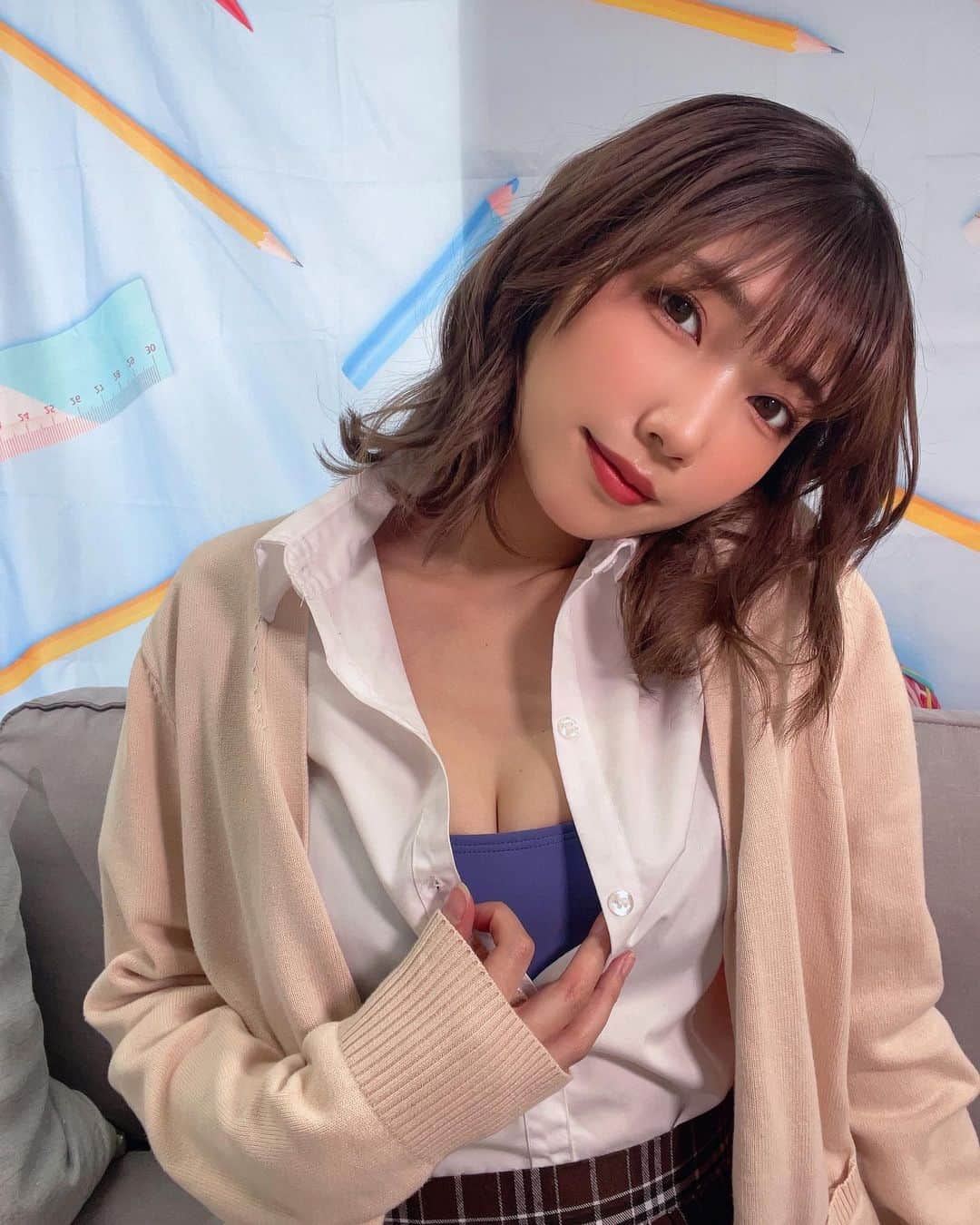 霜月めあのインスタグラム：「まだ制服着ててもいい？ . . .  #霜月めあ #めあめあ #model #sexy #selfie #animegirl #셀카 #셀스타그램 #패션스타그램 #데일리 #asiangirl #cosplay #좋아　 #follow #like #tokyo #ootd #自撮り界隈 #自撮り女子 #sexybody #love #맞팔 #tagsforlikes #japanesegirl #女孩 #发#爱 #instadaily #グラビア #日系穿搭」