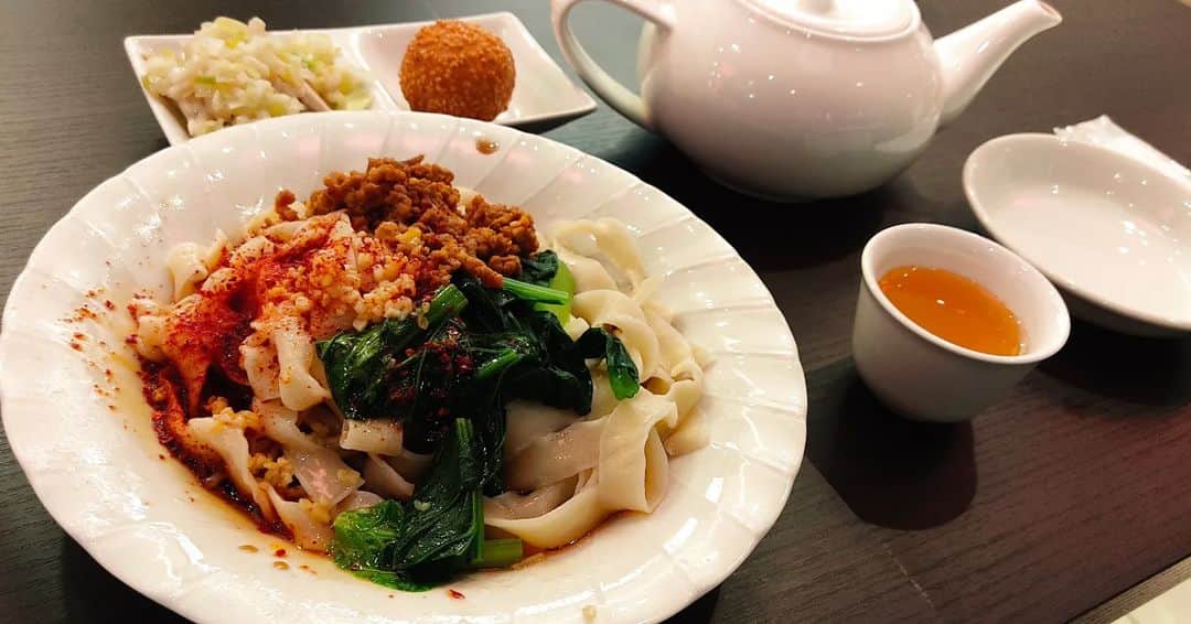 越中睦士のグルメインスタ