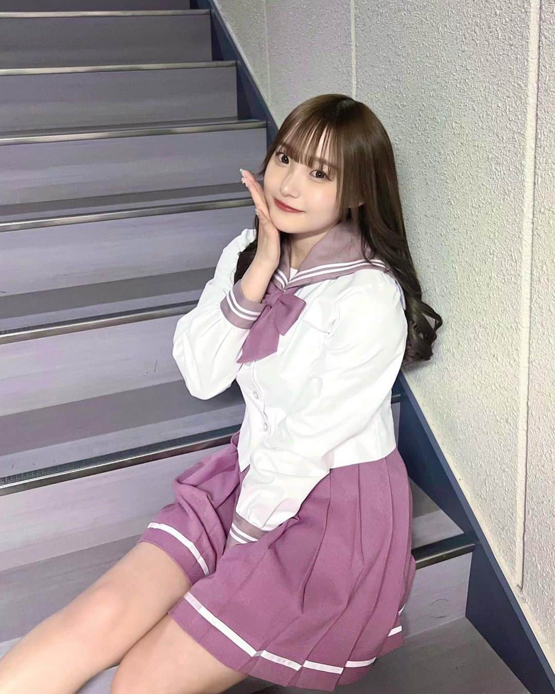 じゅんなのインスタグラム：「GAKUSEI RUNWAYありがとうございました！💓 可愛いセーラー服ゆうなと一緒に着れてうれしいかった(⸝⸝⸝>⌄<⸝⸝⸝) 似合ってるー？   #セーラー服  #学生ランウェイ」