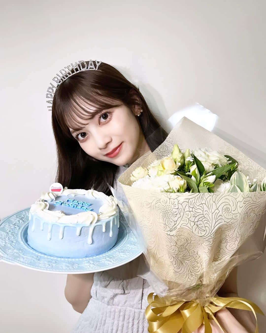 のインスタグラム：「昨日で23歳になりました〜〜！✨  沢山のお祝いのメッセージ嬉しかったです♡♡ ありがとうございます！」