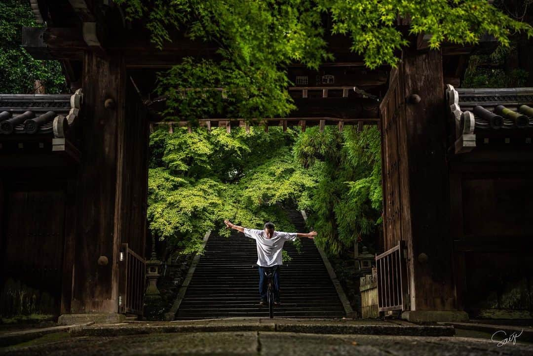 宇野陽介さんのインスタグラム写真 - (宇野陽介Instagram)「法輪寺🇯🇵  photo by  @satoshi.saijo   #aresbikes #bmx #flatland #freestyle #madbunny  #dvsshoes  #法輪寺  #京都 #past_present_future」6月5日 19時39分 - yorkuno