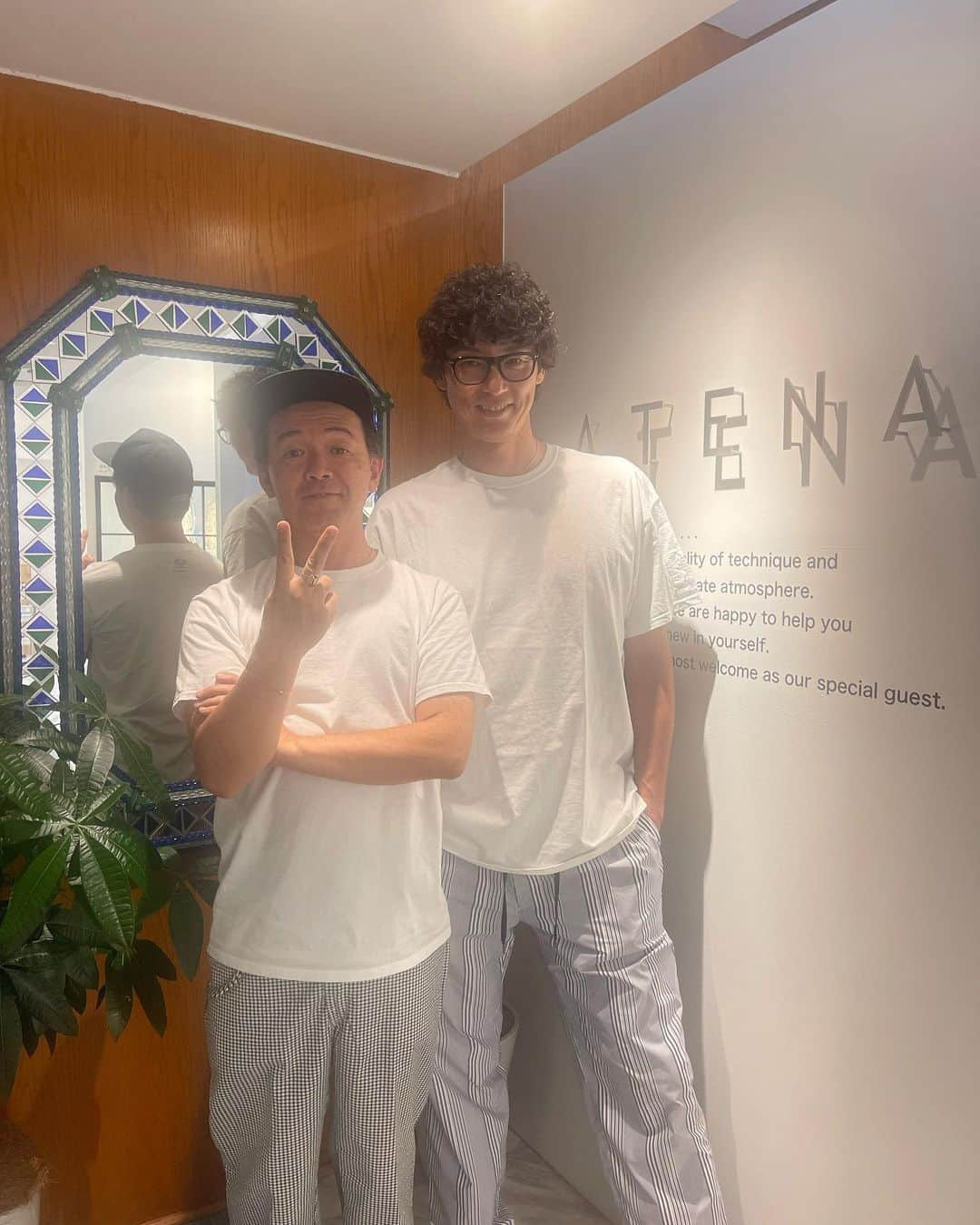 斉藤和巳さんのインスタグラム写真 - (斉藤和巳Instagram)「"2ヶ月ぶり"の『ATENA』‼️ 憩いの場！癒しの場！近況報告の場！  今日は色々話しを聞いてもらったなぁ〜 大庭さんは本当は休みなのに、俺がなかなか休みがなく、時間もないから合わせてくれた…。 本当有り難い…。  次回は…"2ヶ月"も間が空かない事を祈る…。  #福岡#美容室#ATENA#行きつけ#長年#憩いの場#癒しの場#近況報告#有り難い存在#感謝」6月5日 19時53分 - kazumi.66