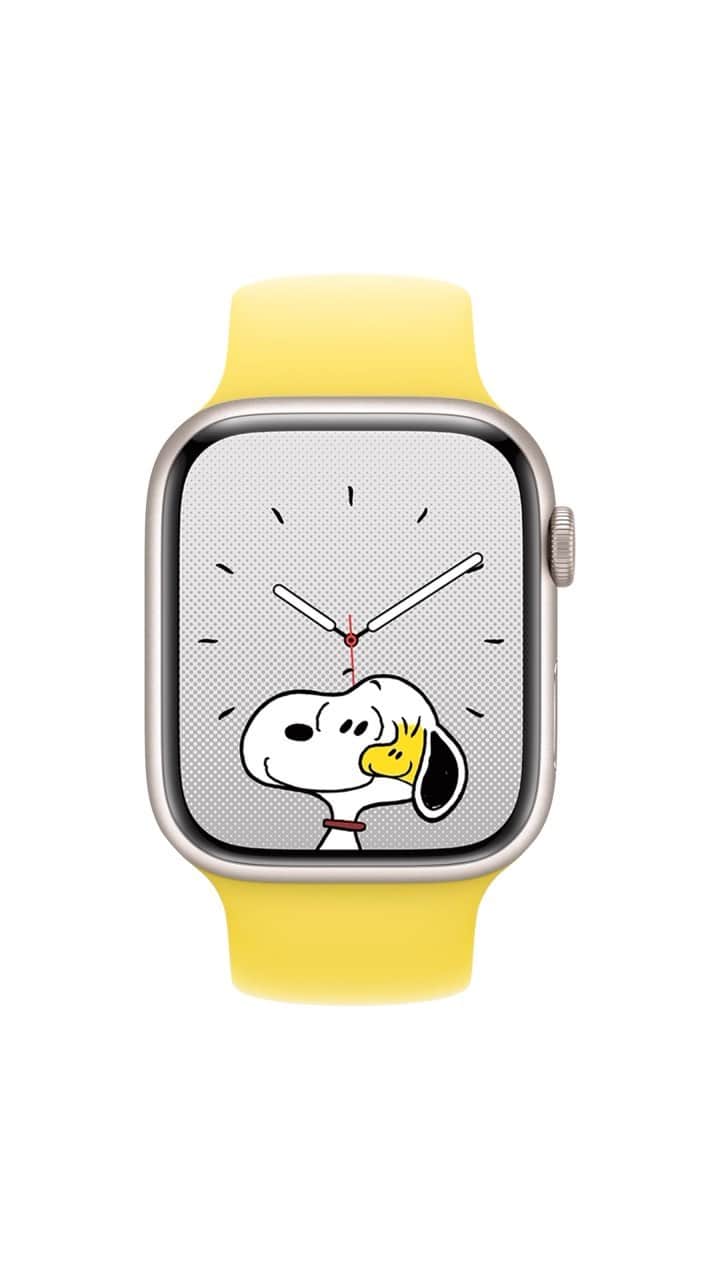 スヌーピーのインスタグラム：「Get excited for the new Snoopy and Woodstock Apple Watch face coming this fall!」