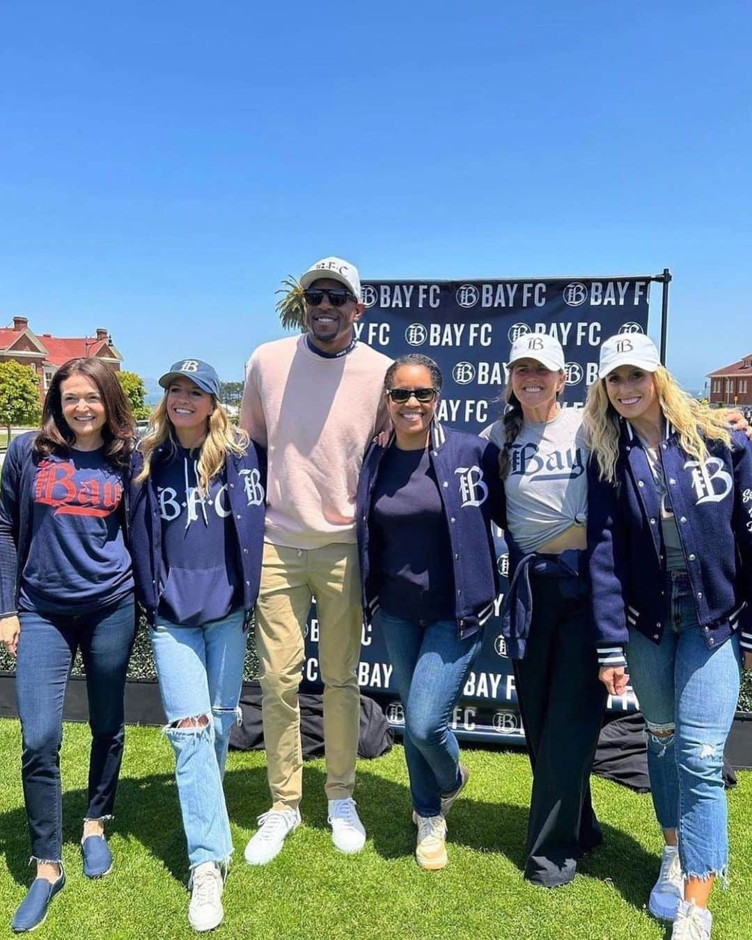 アンドレ・イグダーラさんのインスタグラム写真 - (アンドレ・イグダーラInstagram)「What a weekend!   Excited to be apart of the @wearebayfc team. @nwsl see you next season!  #nswl #baysoccer #fanfest」6月6日 5時51分 - andre