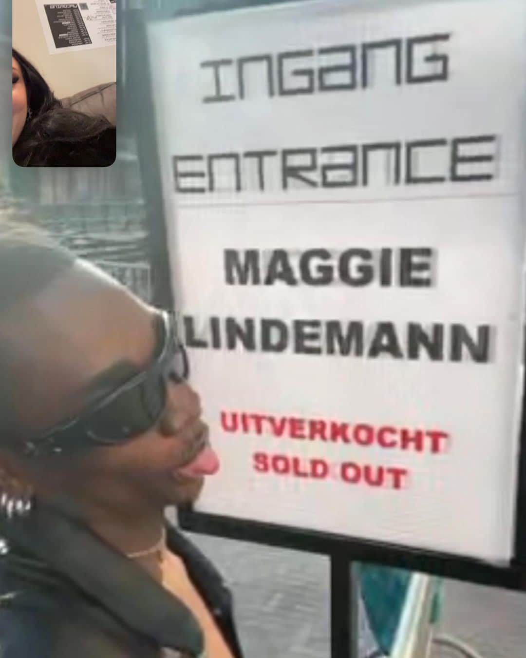 マギー・リンデマンさんのインスタグラム写真 - (マギー・リンデマンInstagram)「we’re almost done wtf!! AMSTERDAM!」6月6日 6時16分 - maggielindemann