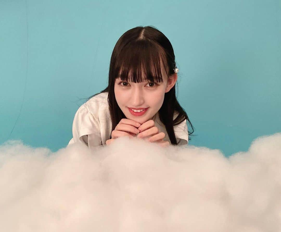 村星りじゅ（ukka）さんのインスタグラム写真 - (村星りじゅ（ukka）Instagram)「＊ 雲がふわふわでした☁️ ⁡ #ukka#村星りじゅ#☁️#衣装」6月5日 21時57分 - riju_murahoshi