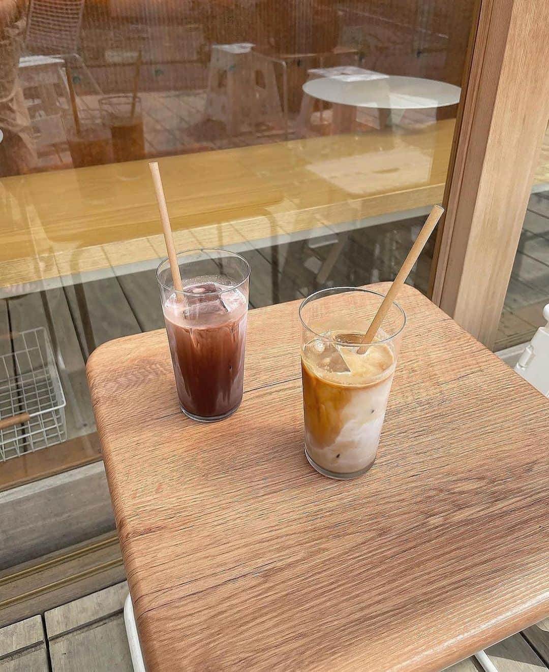 田畑佑莉のインスタグラム：「🧋🥮 @kitasando_coffee  系列のお店が少しずつ増えてて嬉しい🤍  #kitasandocoffee  #北参道カフェ  #千駄ヶ谷カフェ」
